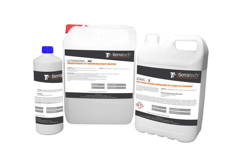 Ultrasonic cleaner solution