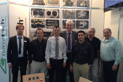 Thank you for visiting our booth at Automechanika Frankfurt 2012 9 foto equipo tierra tech
