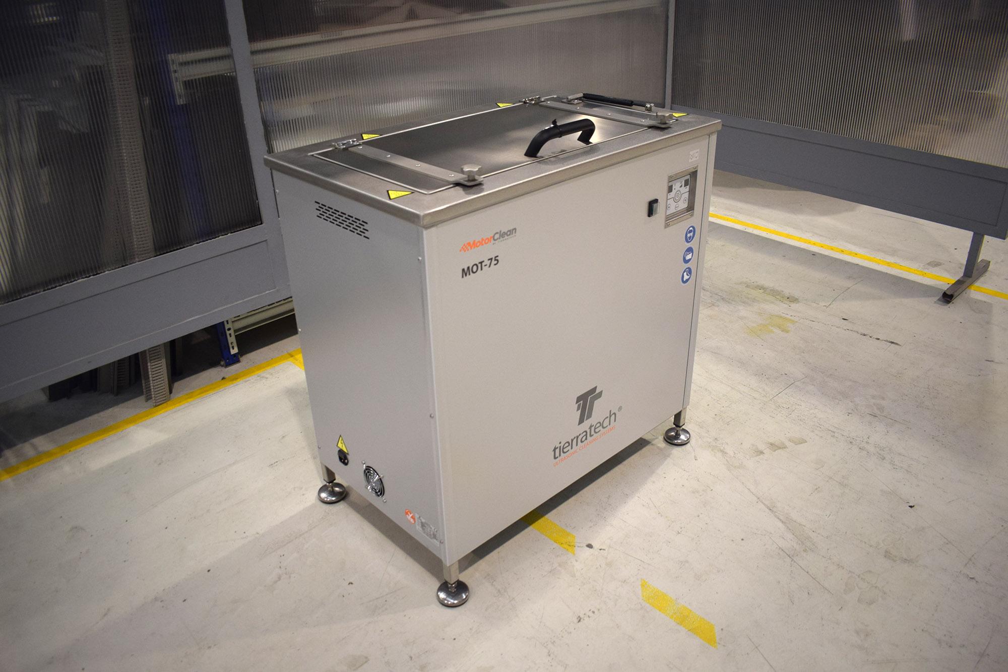 Equipamento de limpeza por ultra-sons industrial ON BOARD 75 L