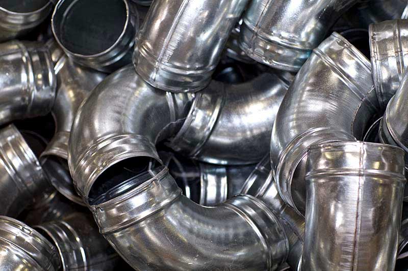 Tratamento de superfícies metálicas por ultrassom