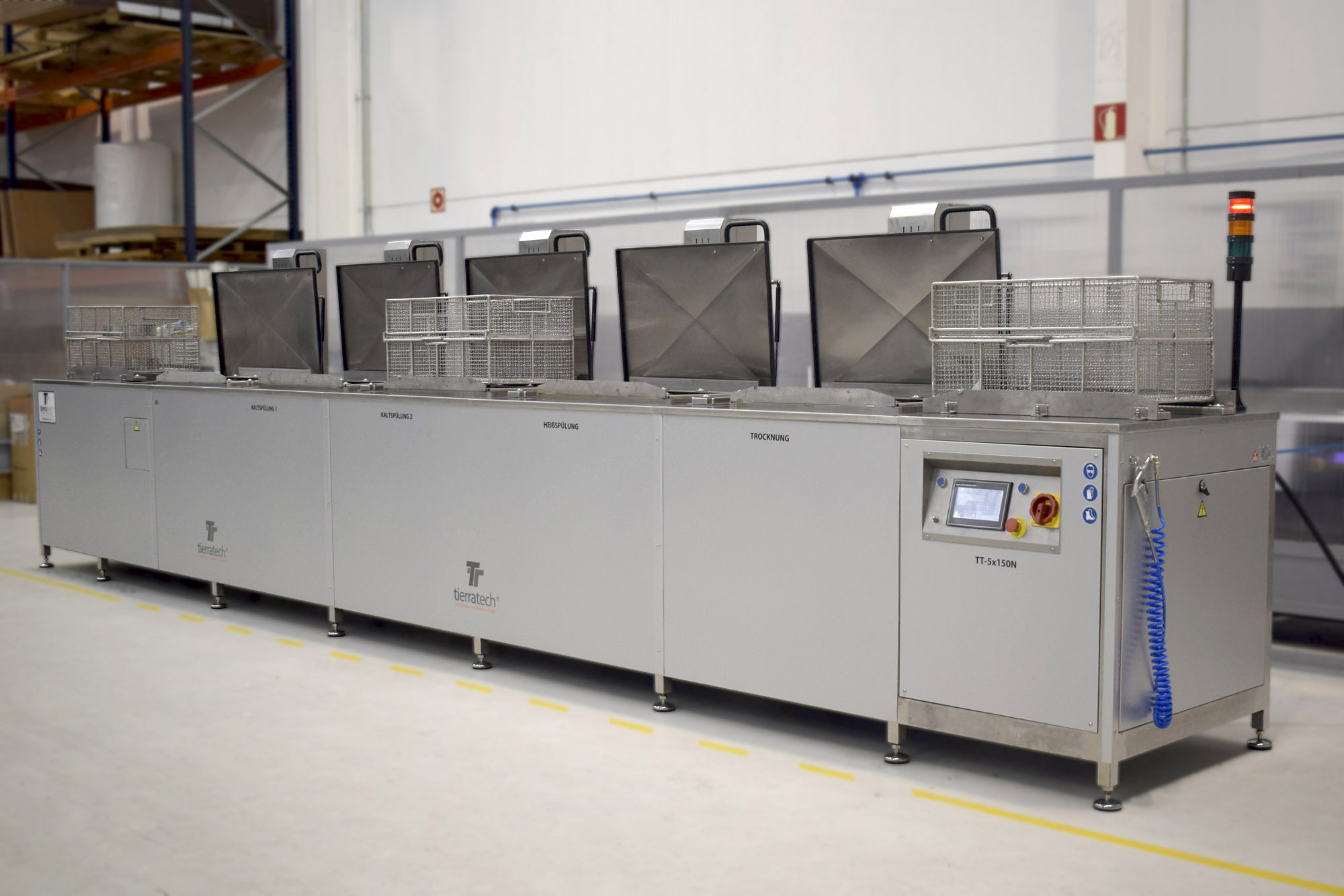 TT-5x150N – Multistage Ultrasonic Cleaning System for Railway Industry